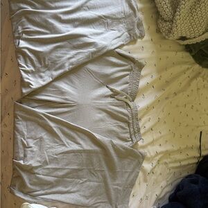 Vuori wide leg pants